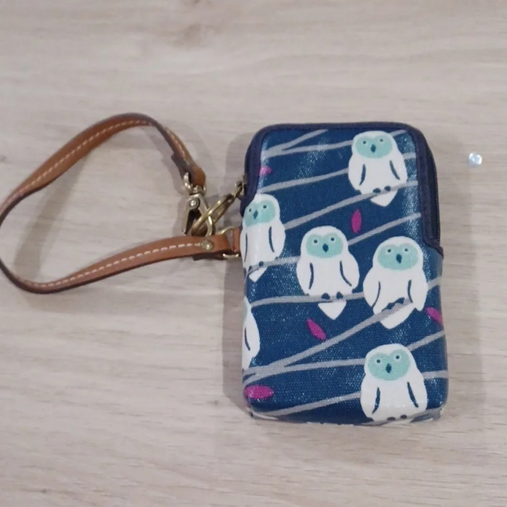 Fossil phone and wallet bag